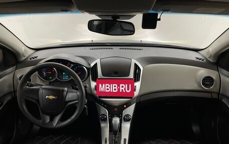 Chevrolet Cruze II, 2013 год, 670 000 рублей, 5 фотография
