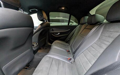 Mercedes-Benz E-Класс, 2019 год, 3 957 000 рублей, 10 фотография