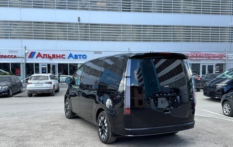 Hyundai Staria, 2024 год, 8 600 000 рублей, 3 фотография