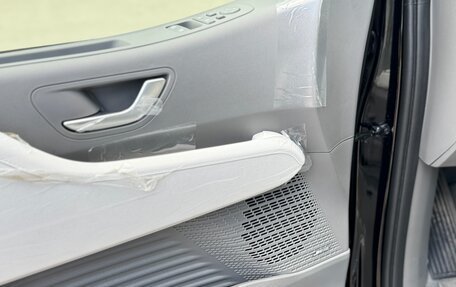 Hyundai Staria, 2024 год, 8 600 000 рублей, 20 фотография