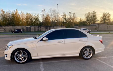 Mercedes-Benz C-Класс, 2011 год, 1 690 000 рублей, 2 фотография