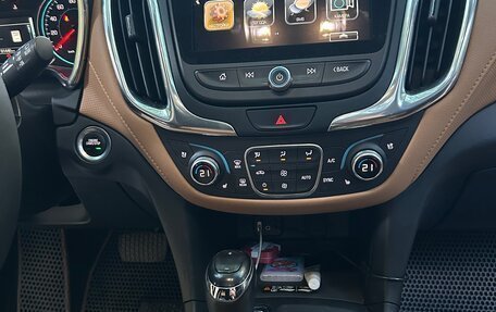 Chevrolet Equinox III, 2018 год, 1 950 000 рублей, 3 фотография