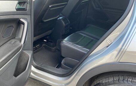 Volkswagen Tiguan II, 2018 год, 2 700 000 рублей, 7 фотография