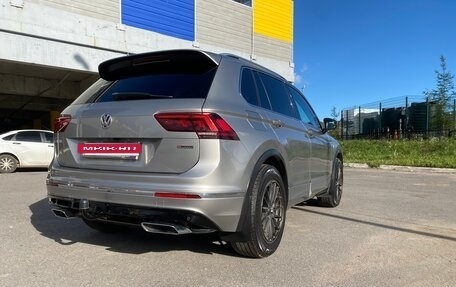 Volkswagen Tiguan II, 2018 год, 2 700 000 рублей, 3 фотография