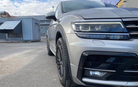 Volkswagen Tiguan II, 2018 год, 2 700 000 рублей, 22 фотография