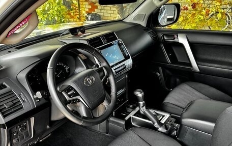 Toyota Land Cruiser Prado 150 рестайлинг 2, 2019 год, 6 500 000 рублей, 8 фотография