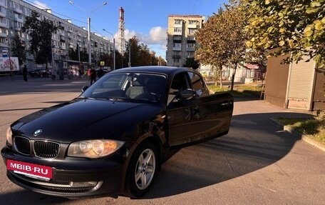 BMW 1 серия, 2011 год, 935 000 рублей, 13 фотография