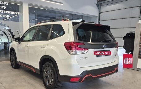 Subaru Forester, 2024 год, 5 200 000 рублей, 7 фотография