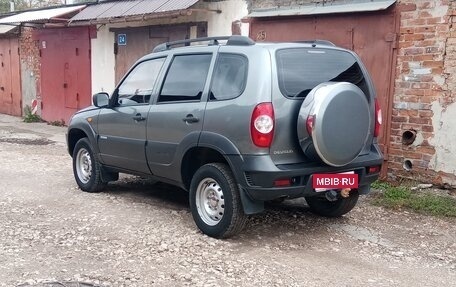 Chevrolet Niva I рестайлинг, 2010 год, 475 000 рублей, 1 фотография