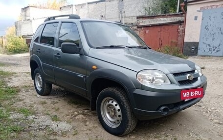 Chevrolet Niva I рестайлинг, 2010 год, 475 000 рублей, 8 фотография