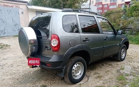 Chevrolet Niva I рестайлинг, 2010 год, 475 000 рублей, 4 фотография