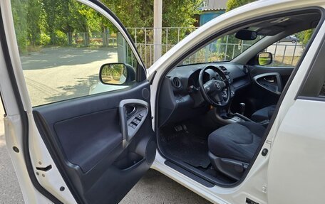 Toyota RAV4, 2010 год, 1 650 000 рублей, 21 фотография