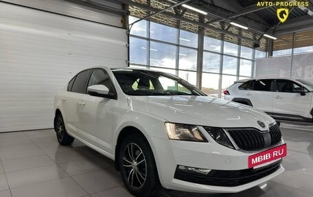 Skoda Octavia, 2019 год, 1 720 000 рублей, 3 фотография