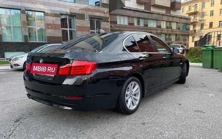 BMW 5 серия, 2013 год, 1 850 000 рублей, 2 фотография