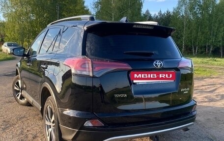 Toyota RAV4, 2017 год, 2 100 000 рублей, 8 фотография