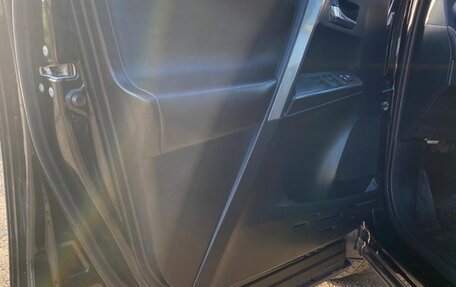 Toyota RAV4, 2017 год, 2 100 000 рублей, 26 фотография