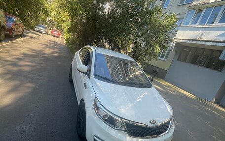 KIA Rio III рестайлинг, 2015 год, 650 000 рублей, 3 фотография