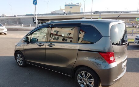 Honda Freed I, 2010 год, 1 150 000 рублей, 4 фотография