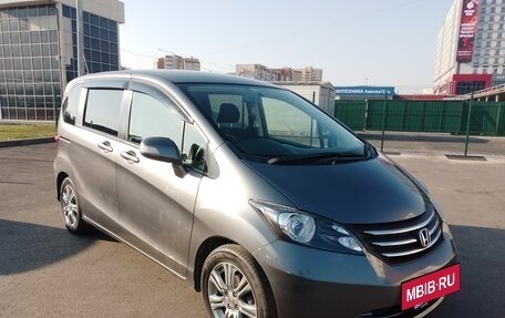 Honda Freed I, 2010 год, 1 150 000 рублей, 3 фотография
