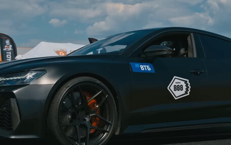 Audi RS 7, 2021 год, 15 500 000 рублей, 10 фотография