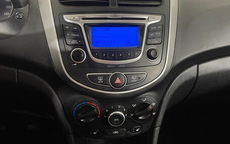 Hyundai Solaris II рестайлинг, 2013 год, 669 000 рублей, 20 фотография