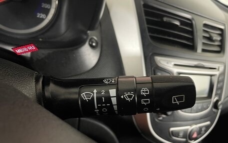 Hyundai Solaris II рестайлинг, 2013 год, 669 000 рублей, 18 фотография