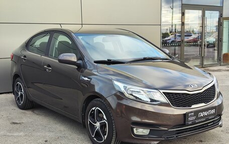 KIA Rio III рестайлинг, 2016 год, 950 000 рублей, 3 фотография