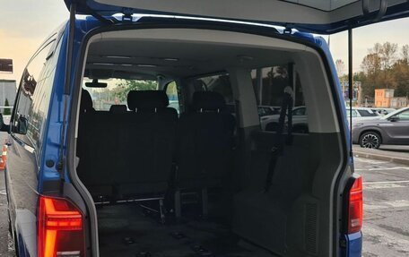 Volkswagen Caravelle T6 рестайлинг, 2020 год, 4 150 000 рублей, 10 фотография