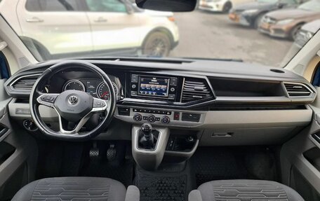 Volkswagen Caravelle T6 рестайлинг, 2020 год, 4 150 000 рублей, 12 фотография