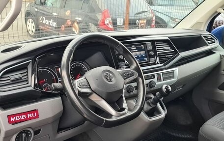 Volkswagen Caravelle T6 рестайлинг, 2020 год, 4 150 000 рублей, 18 фотография