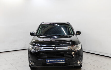 Mitsubishi Outlander III рестайлинг 3, 2013 год, 1 231 000 рублей, 3 фотография