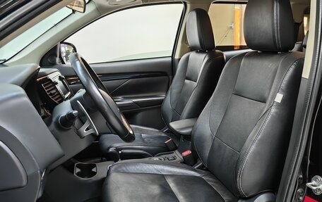 Mitsubishi Outlander III рестайлинг 3, 2013 год, 1 231 000 рублей, 6 фотография