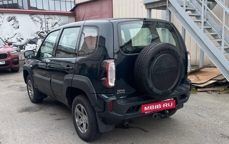 Chevrolet Niva I рестайлинг, 2004 год, 498 000 рублей, 3 фотография