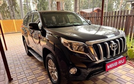 Toyota Land Cruiser Prado 150 рестайлинг 2, 2016 год, 5 250 000 рублей, 2 фотография