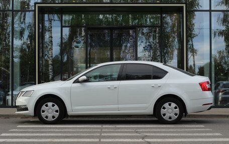 Skoda Octavia, 2019 год, 1 690 000 рублей, 2 фотография