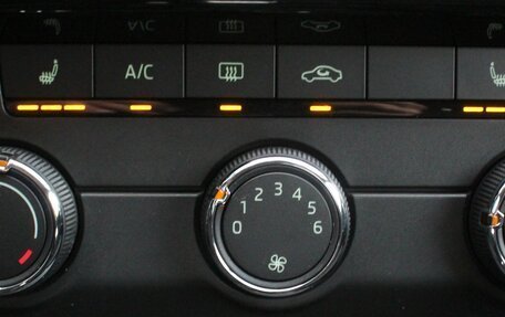 Skoda Octavia, 2019 год, 1 690 000 рублей, 14 фотография