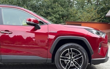 Toyota RAV4, 2020 год, 2 680 000 рублей, 11 фотография