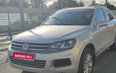 Volkswagen Touareg III, 2013 год, 2 600 000 рублей, 1 фотография