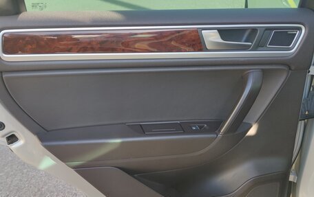 Volkswagen Touareg III, 2013 год, 2 600 000 рублей, 18 фотография