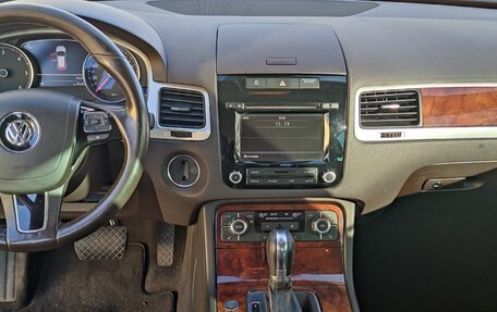 Volkswagen Touareg III, 2013 год, 2 600 000 рублей, 23 фотография