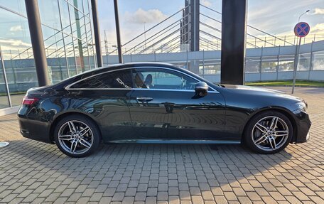 Mercedes-Benz E-Класс, 2019 год, 4 790 000 рублей, 6 фотография