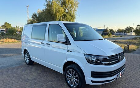 Volkswagen Transporter T6 рестайлинг, 2015 год, 1 670 000 рублей, 10 фотография