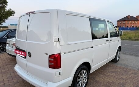 Volkswagen Transporter T6 рестайлинг, 2015 год, 1 670 000 рублей, 4 фотография