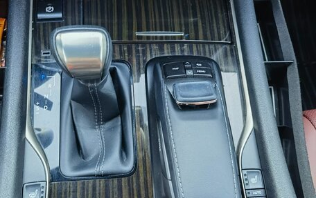 Lexus LX III, 2020 год, 11 000 000 рублей, 15 фотография
