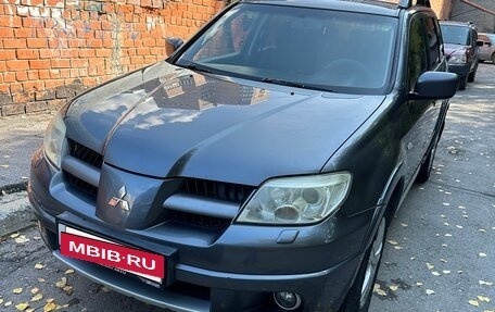Mitsubishi Outlander III рестайлинг 3, 2006 год, 880 000 рублей, 2 фотография