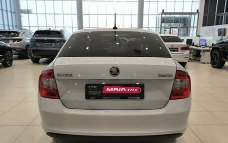Skoda Rapid I, 2017 год, 750 000 рублей, 10 фотография