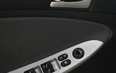 Hyundai Solaris II рестайлинг, 2014 год, 1 040 000 рублей, 8 фотография