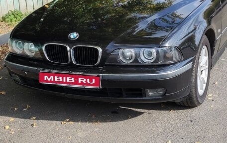 BMW 5 серия, 2000 год, 565 000 рублей, 1 фотография