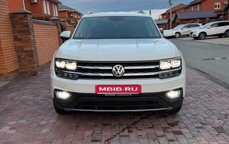 Volkswagen Teramont I, 2018 год, 3 490 000 рублей, 3 фотография