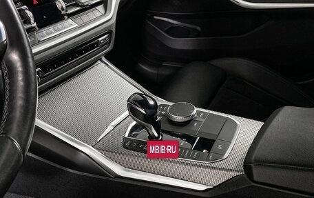 BMW 3 серия, 2019 год, 3 740 000 рублей, 15 фотография